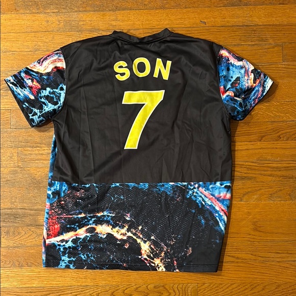 Tottenham Hotspur Multicolor Jersey - Picture 2 of 2